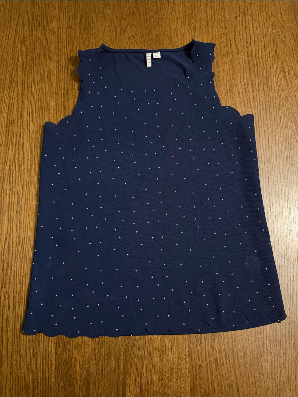 Elle Blue and White Printed Shell Top with Scallop Hem